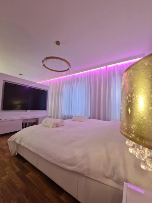 Luxury Princessa & Garage & Cable Tv Channels Apartament Warszawa