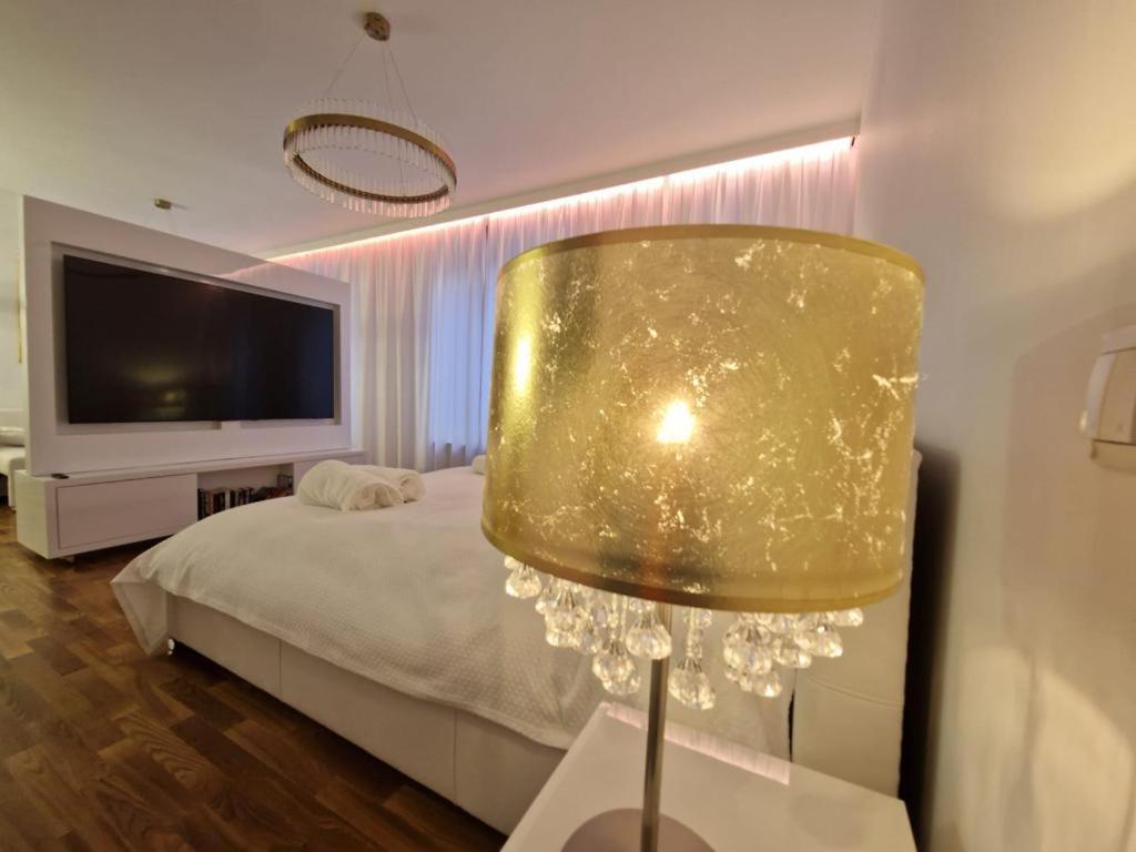 Apartament Luxury Princessa & Garage & Cable Tv Channels *